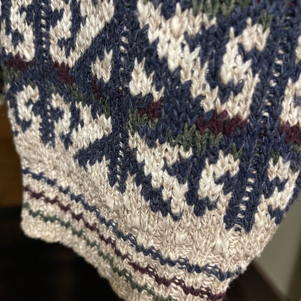 Colorful Patterned Sweaters - Picture 4 of 11